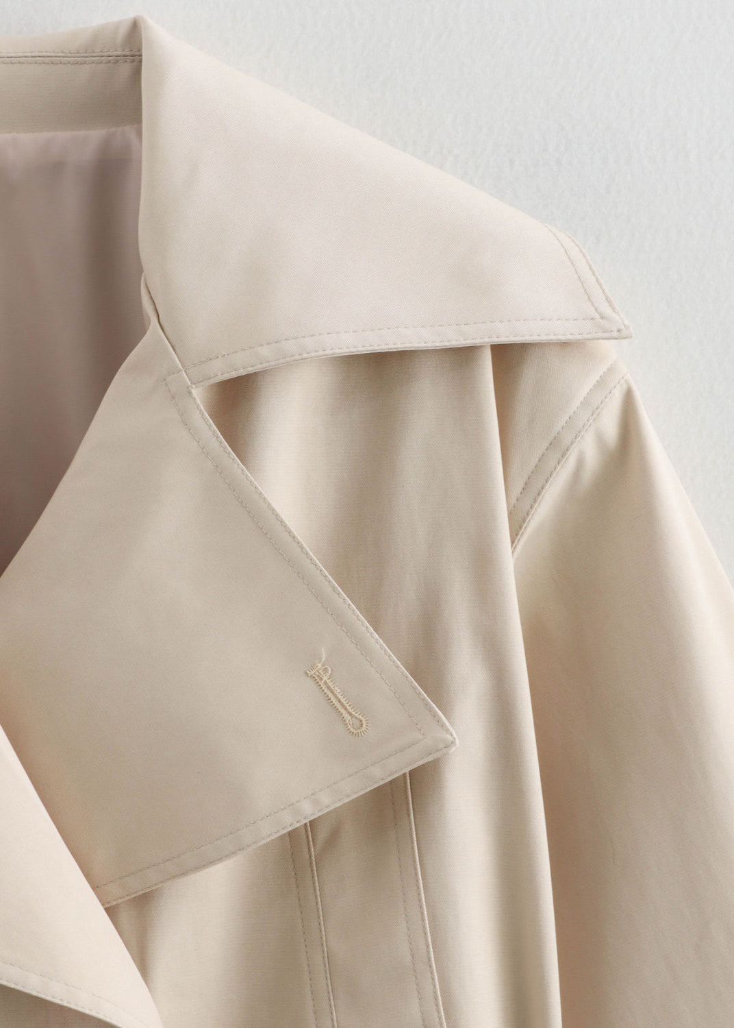 Marceline - Cropped Belted Trench Jacket with Oversized Lapels