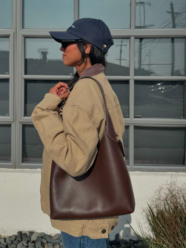 Sakúra Cherry Charm Shoulder Bag