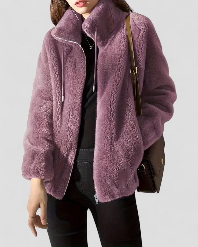 Women Teddy Coat with Zip Up Design
