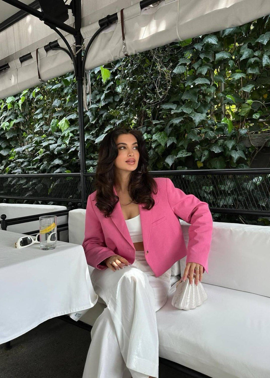 Riviera Cropped Blazer – Soft Pink Tailored Statement